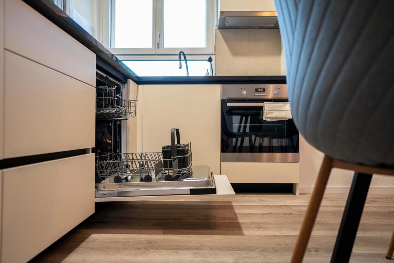 Moderne Wohnung Mit Parkplatz - Top Floor Ostermundigen Eksteriør bilde